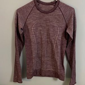 Women’s Lululemon Long Sleeve Shirt. Size 6